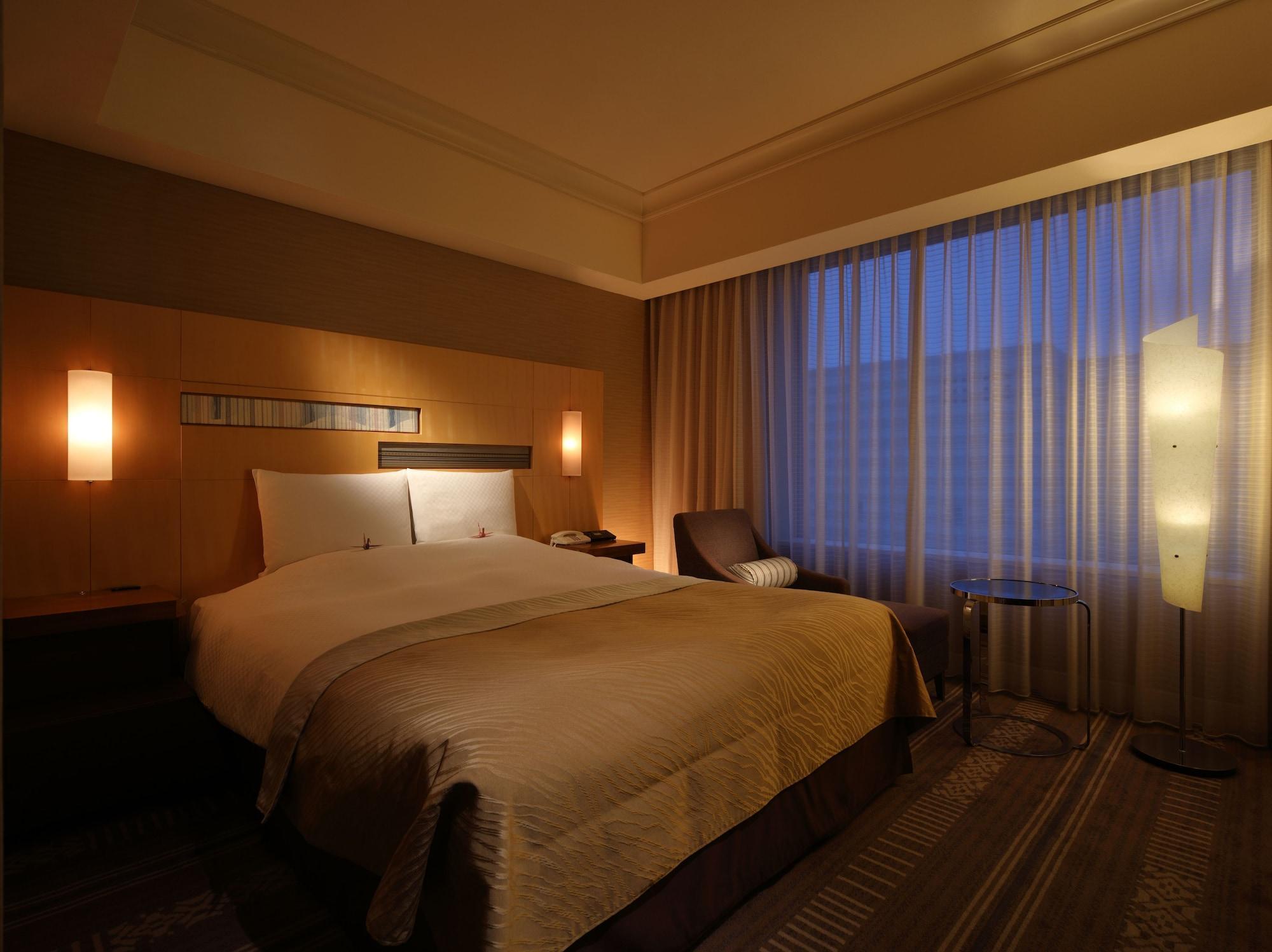 Hotel Okura Fukuoka Φουκουόκα Εξωτερικό φωτογραφία A room at the hotel