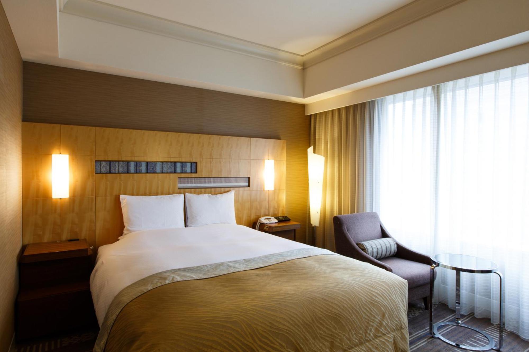 Hotel Okura Fukuoka Φουκουόκα Δωμάτιο φωτογραφία A room at the hotel