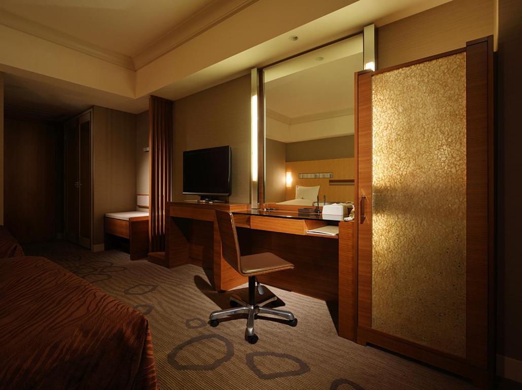 Hotel Okura Fukuoka Φουκουόκα Εξωτερικό φωτογραφία A room at the hotel