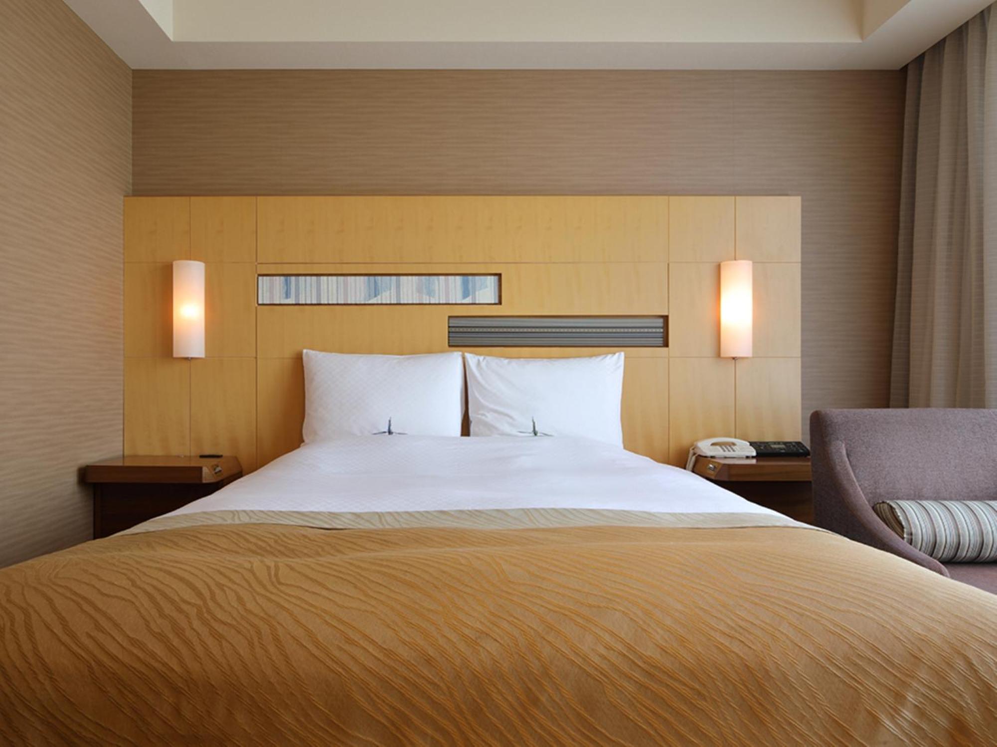 Hotel Okura Fukuoka Φουκουόκα Εξωτερικό φωτογραφία A bedroom
