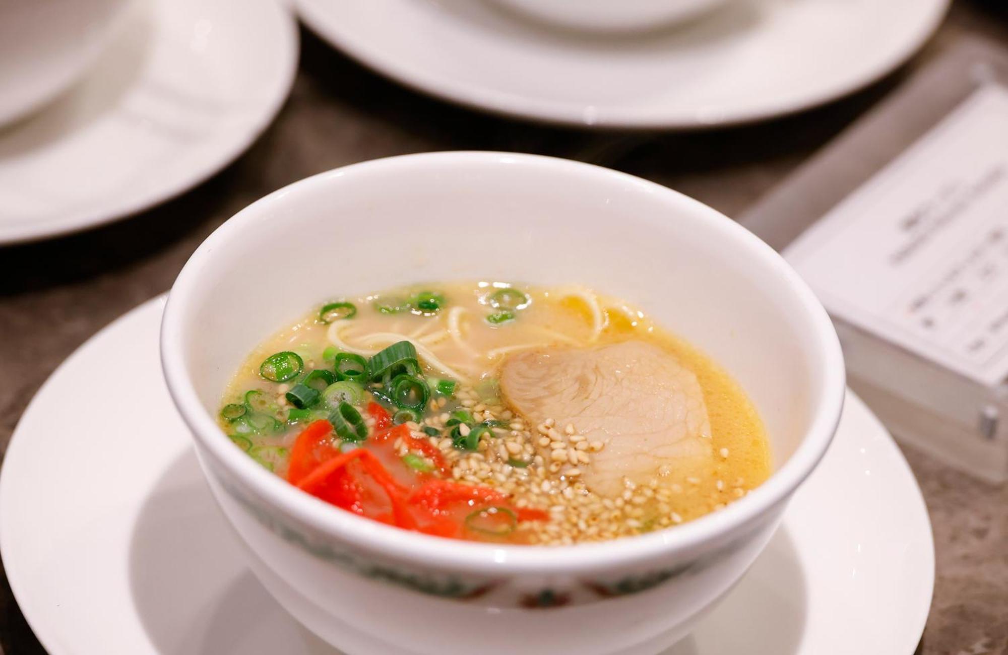 Hotel Okura Fukuoka Φουκουόκα Εξωτερικό φωτογραφία A bowl of egg soup