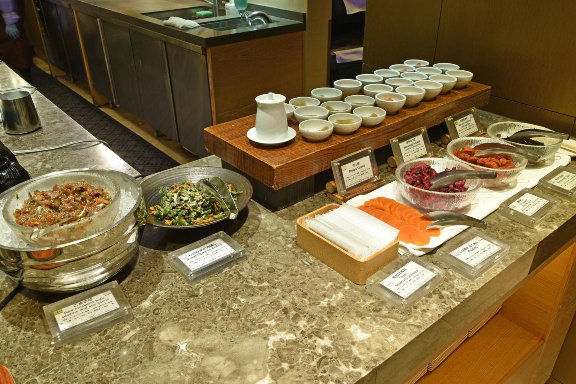 Hotel Okura Fukuoka Φουκουόκα Εξωτερικό φωτογραφία A selection of Korean banchan