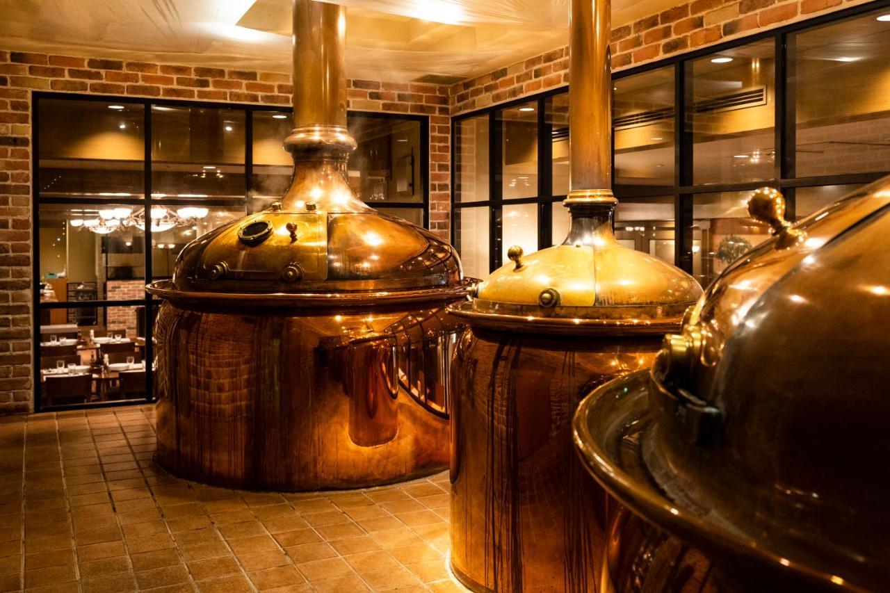 Hotel Okura Fukuoka Φουκουόκα Εξωτερικό φωτογραφία Brewing vessels at the Old Brewery Store